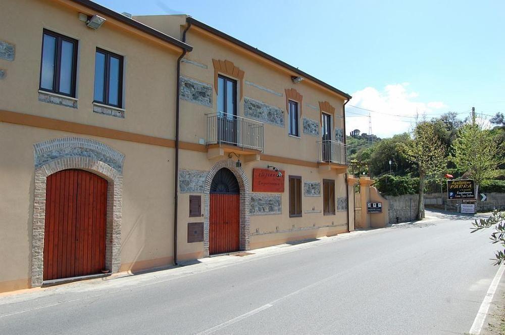 Agriturismo Parra Santa Lucia del Mela Exterior foto
